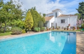 PHO2123, Detached Villa on a Large Garden Plot with Pool, Walking Distance to San Pedro De Alcántara 